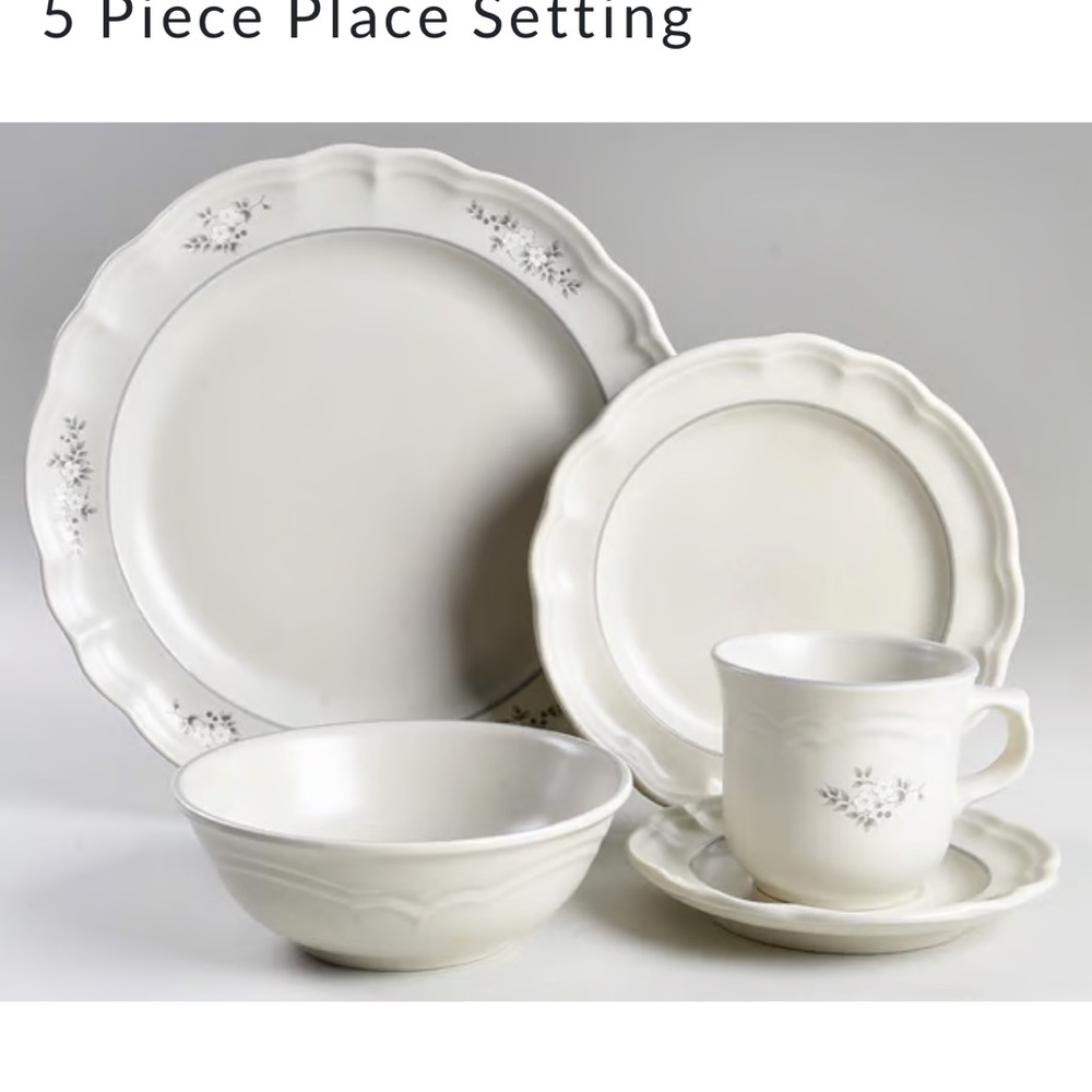 Classic White Floral Dinnerware Set
